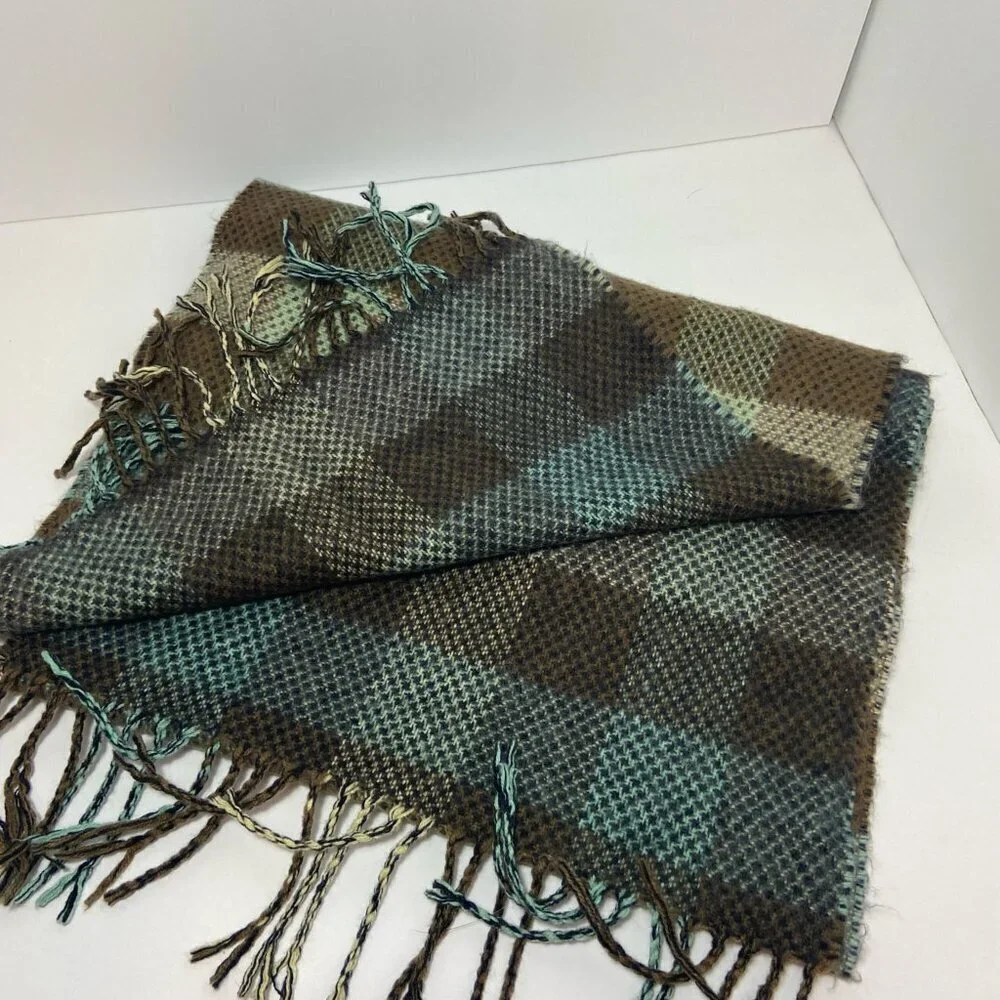 D&Y “Softer Than Cashmere?” Plaid Fringe Scarf – Brown & Teal